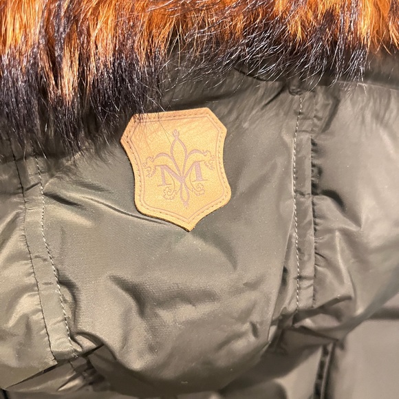 Down coat - Picture 4 of 9